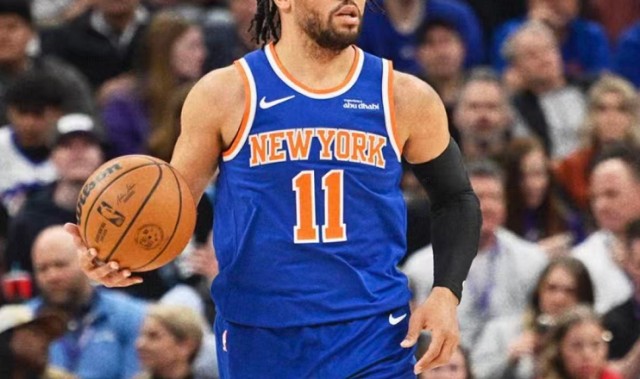 开云-布伦森触底反弹28+4+8+3，唐斯21分新援暴走，尼克斯18分逆转爵士