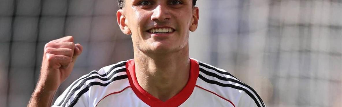 开云APP-跟队：尤文密切关注詹乌尊，法兰克福对球员估价超7000万欧